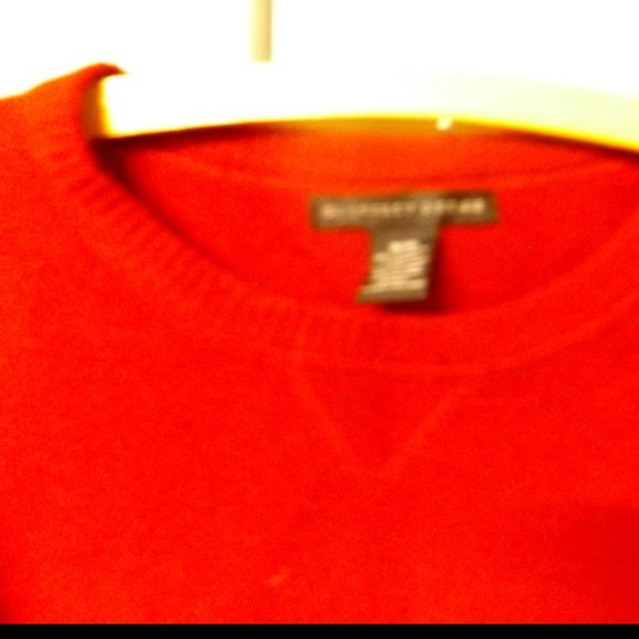 MENS, MEDIUM, RED LONG SLEEVE PULLOVER SWEATER, WOOL - Picture 3 of 4